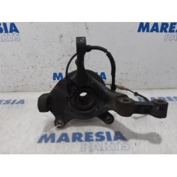 Renault - Trafic - Fusee links-voor