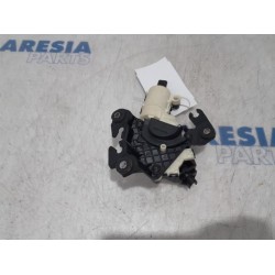Peugeot - 508 - Tailgate lock mechanism