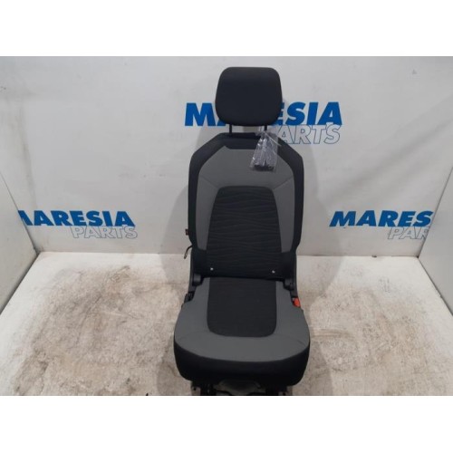 Citroen - C4 Grand Picasso - Sitz hinten