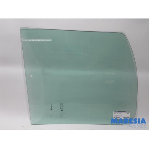Renault - Trafic - Door window 2-door, right