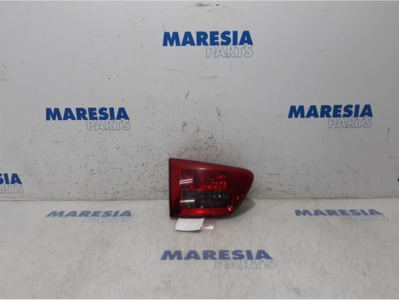 Peugeot - 4007 - Rücklicht links