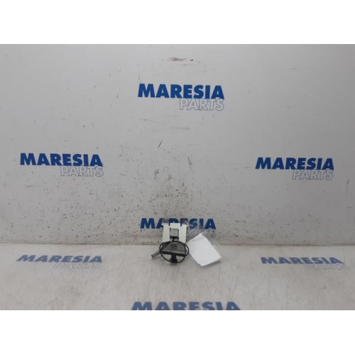 Peugeot - 4007 - GPS Antenne