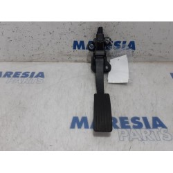 Peugeot - 4007 - Gaspedaalpositie Sensor