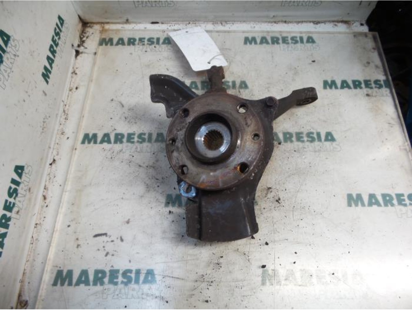 Fiat - Seicento - Knuckle, front left