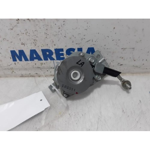 Peugeot - 4007 - Tailgate hinge