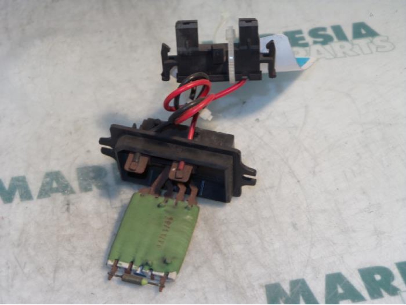 Renault - Megane - Heater resistor
