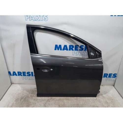 Lancia - Delta - Front door 4-door, right