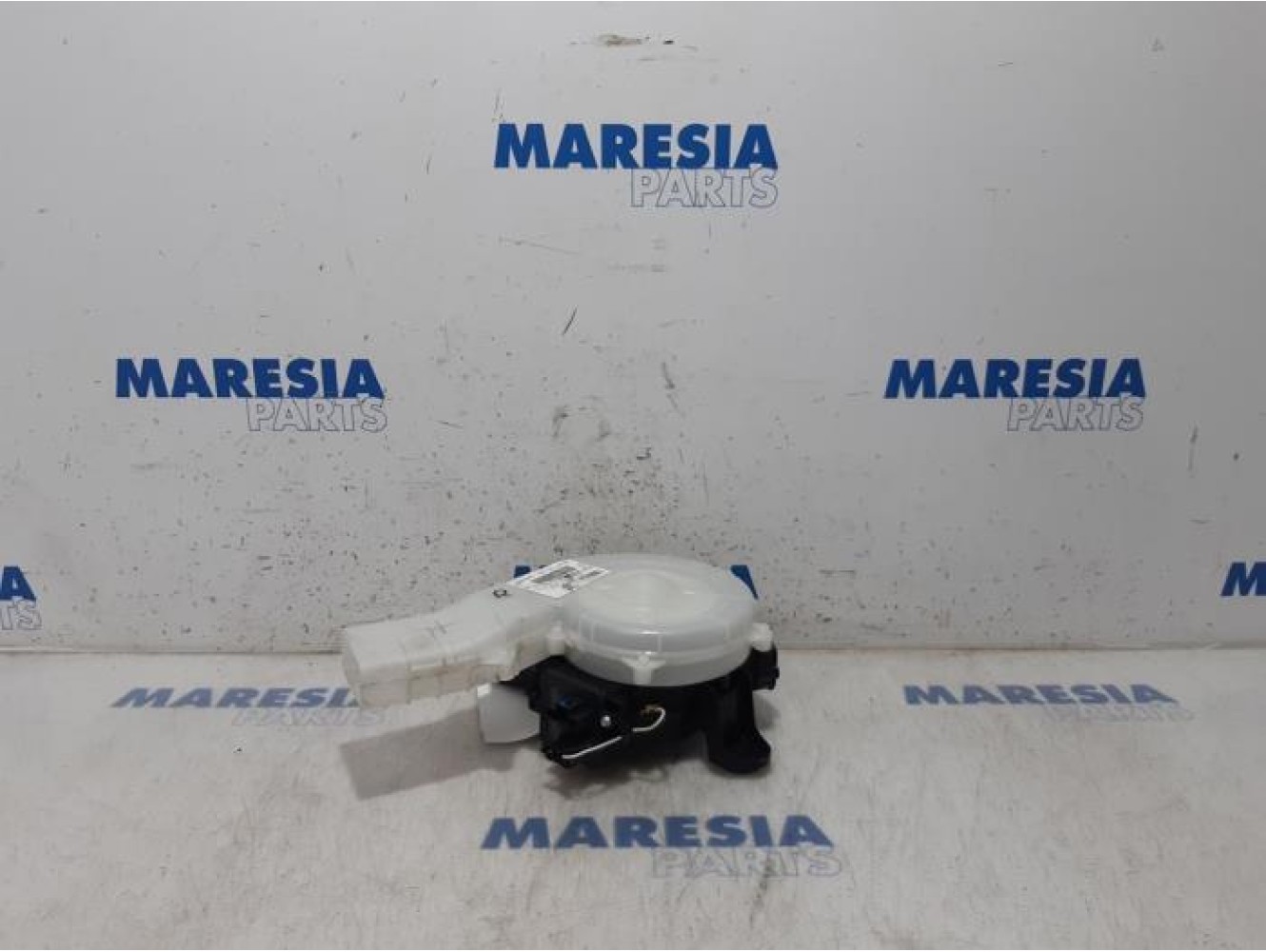 Citroen - C4 Grand Picasso - Heating and ventilation fan motor