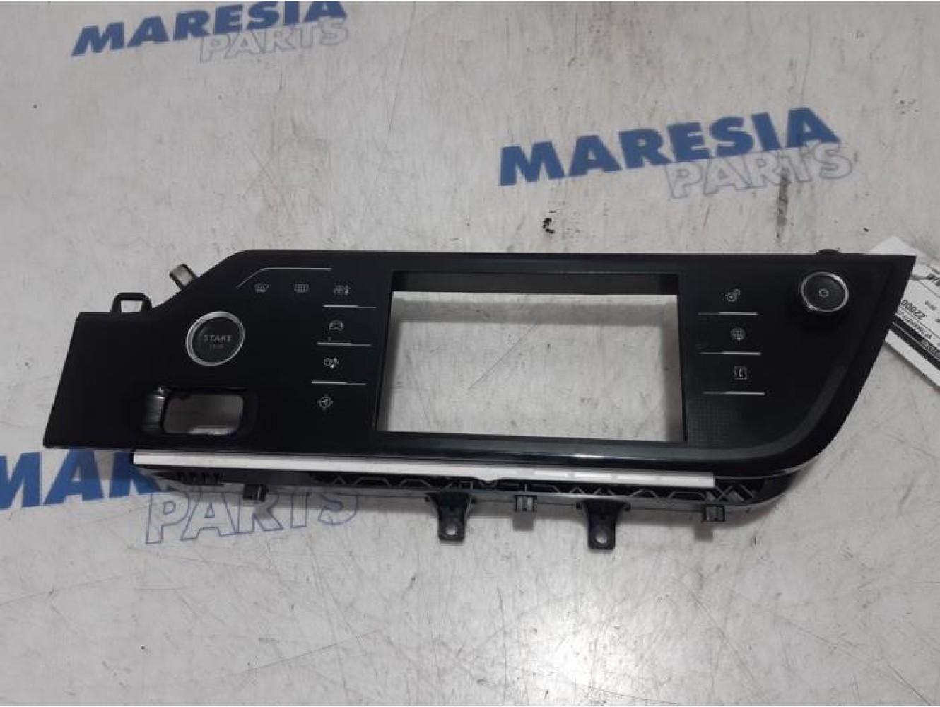 Citroen - C4 Grand Picasso - Multi-media control unit