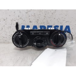 Peugeot - 208 - Heater control panel