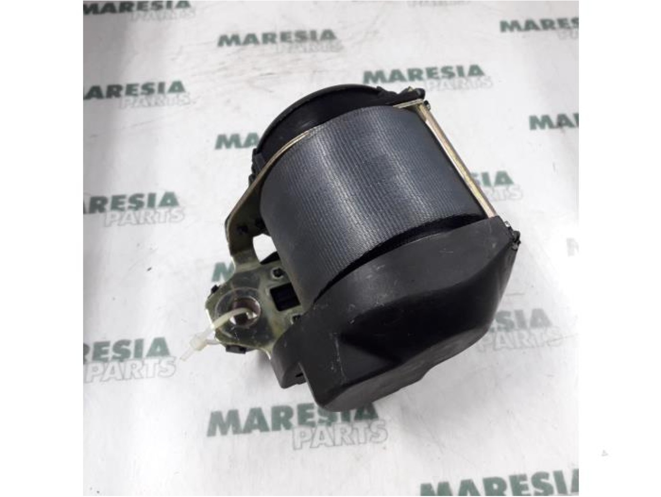 Renault - Megane - Rear seatbelt, centre