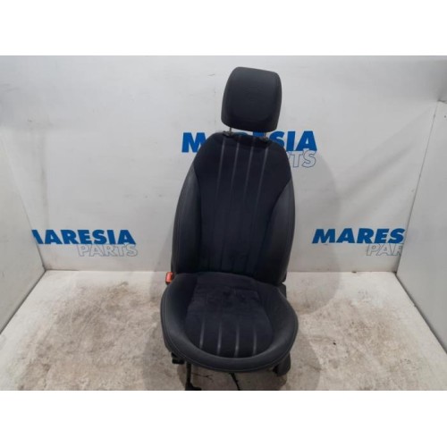 Lancia - Delta - Sitz links