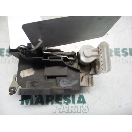 Fiat - Punto - Door lock mechanism 2-door, right