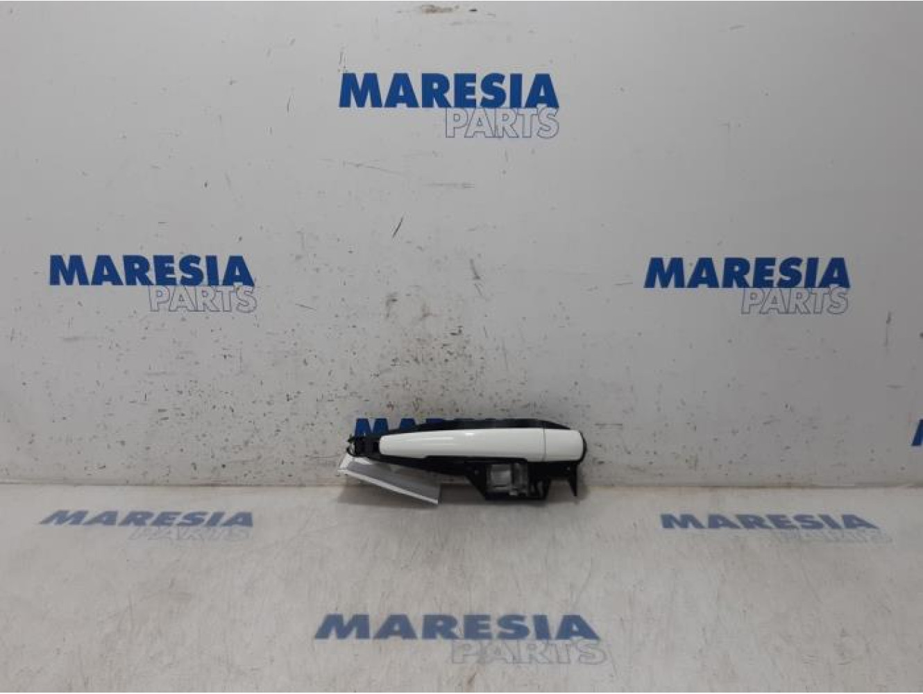 Peugeot - 208 - Türgriff 4-türig links hinten