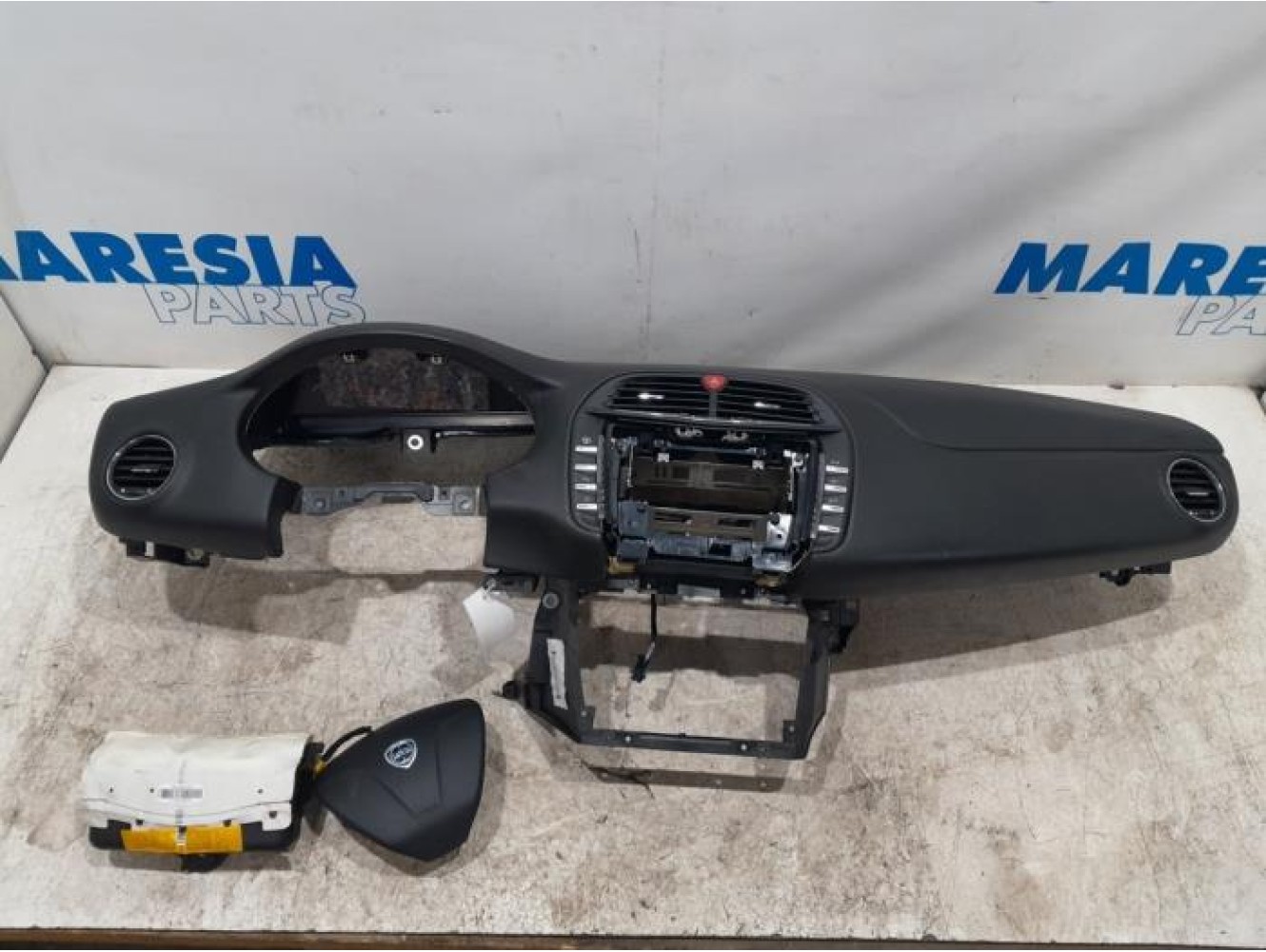 Lancia - Delta - Airbag set + dashboard