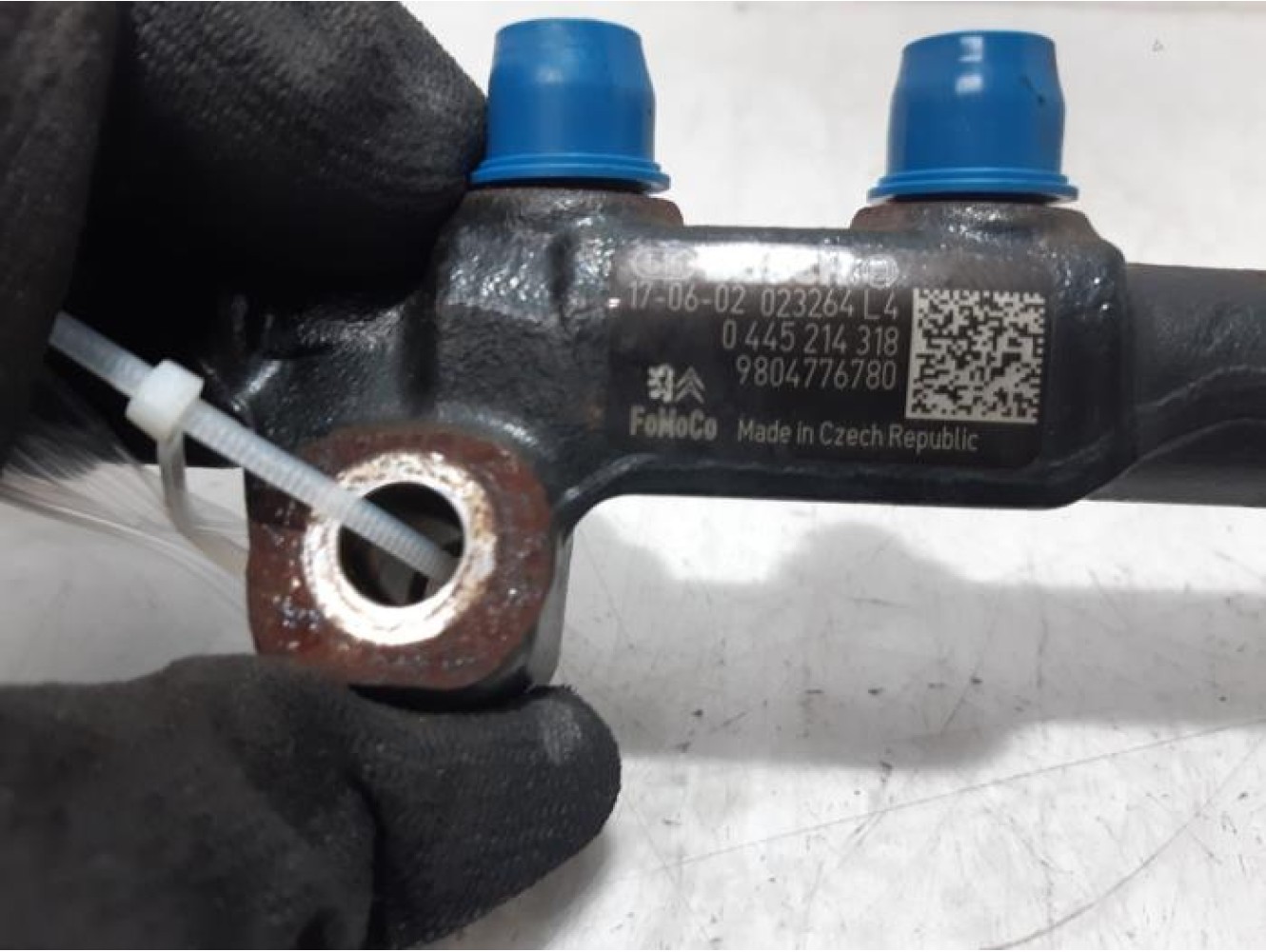 Peugeot - 308 - Fuel injector nozzle