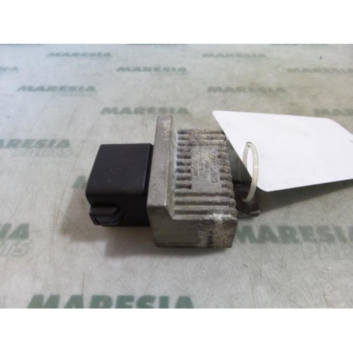 Renault - Megane Scenic - Glow plug relay