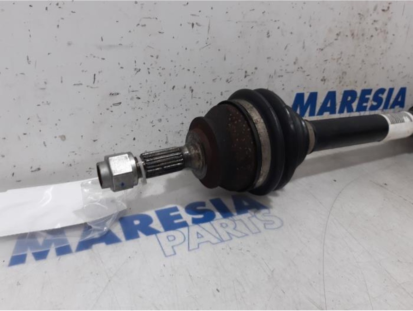 Citroen - C4 Cactus - Front drive shaft, left