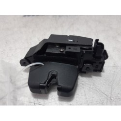 Citroen - C4 Cactus - Tailgate lock mechanism