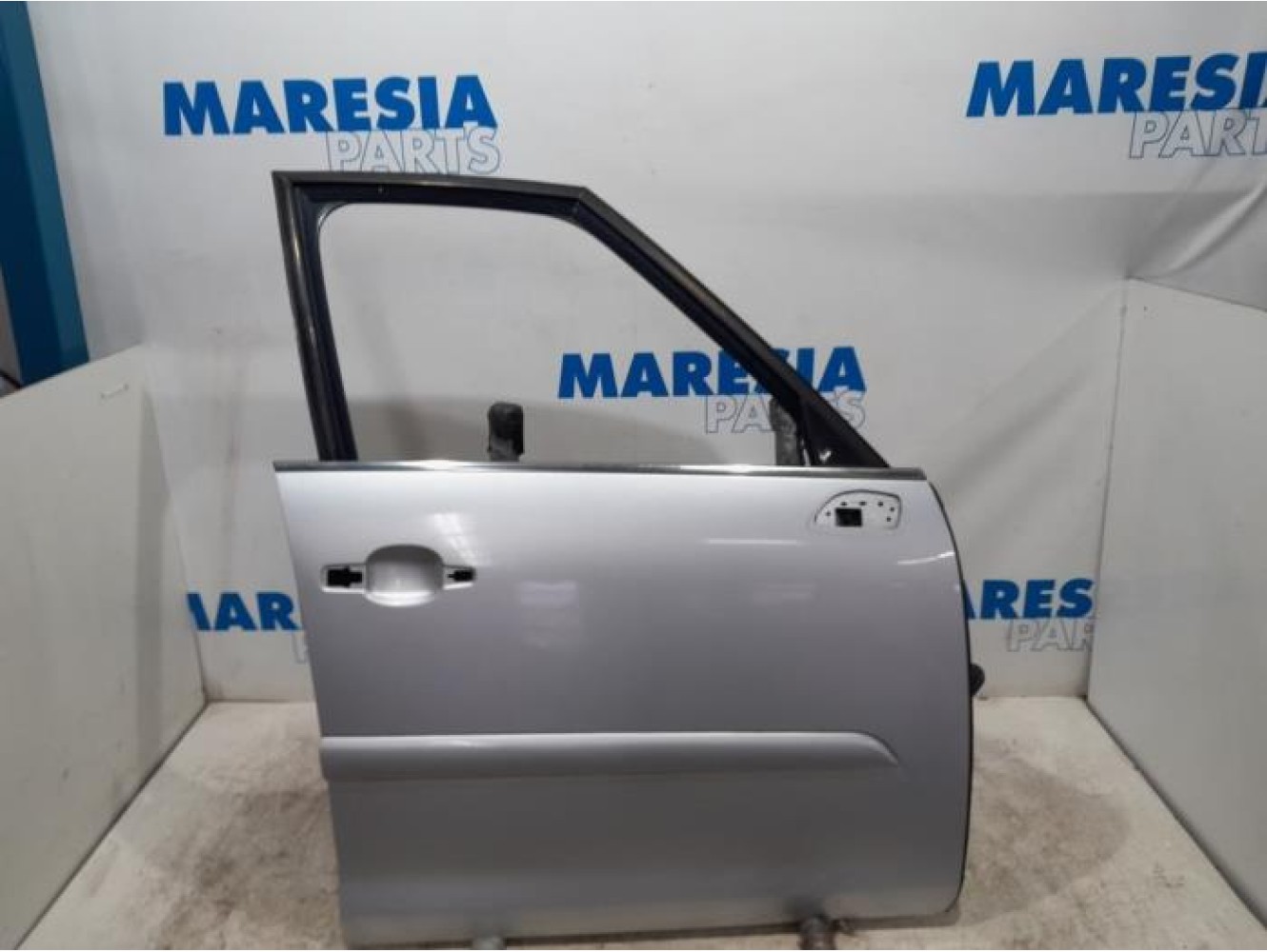 Citroen - C4 Grand Picasso - Front door 4-door, right