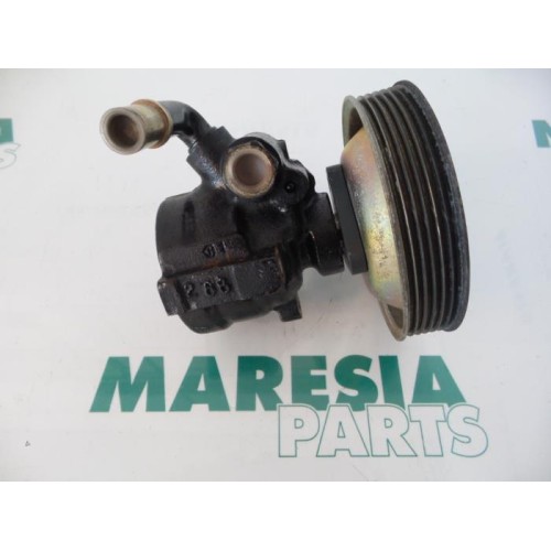 Alfa Romeo - 147 - Power steering pump