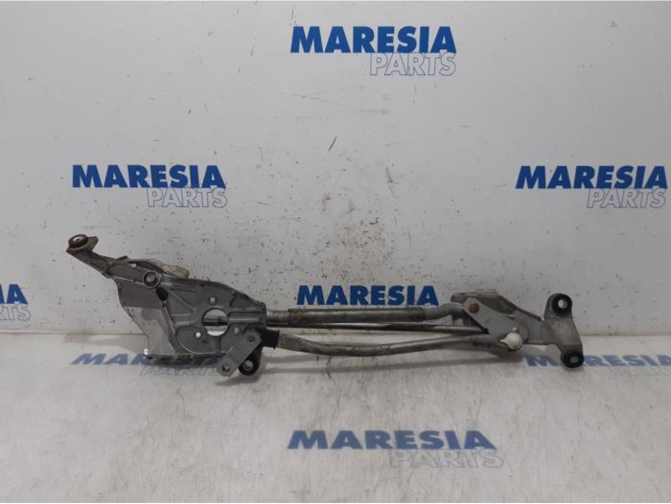 Peugeot - 4007 - Wiper mechanism