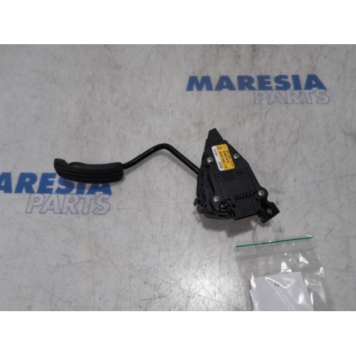 Renault - Trafic - Gaspedalposition Sensor