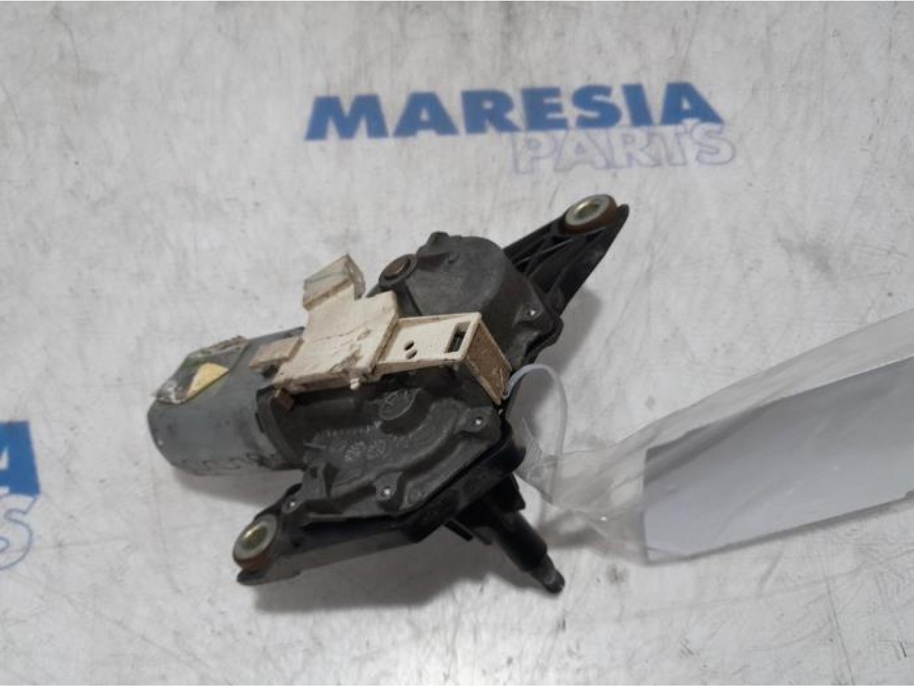 Renault - Trafic - Rear wiper motor