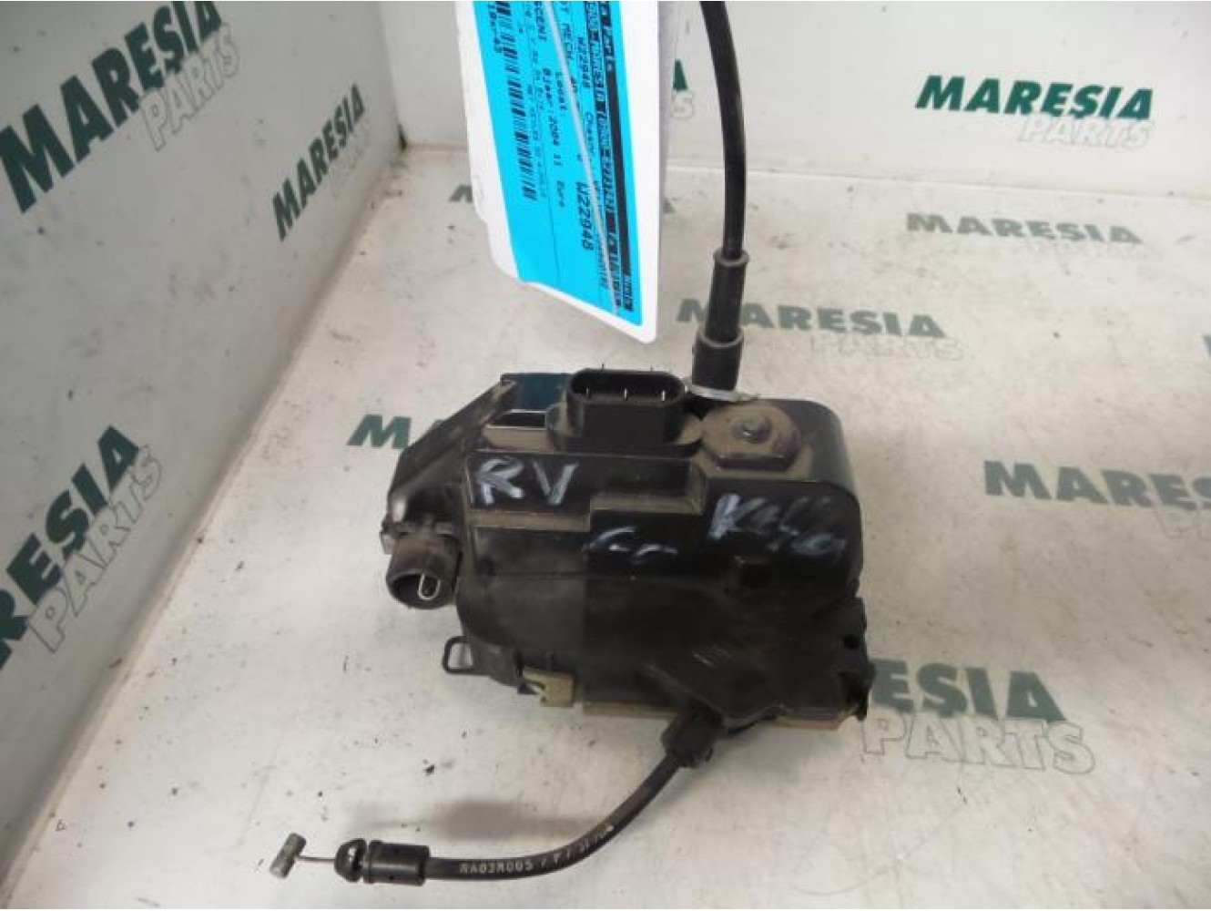 Renault - Megane Scenic - Front door lock mechanism 4-door, right