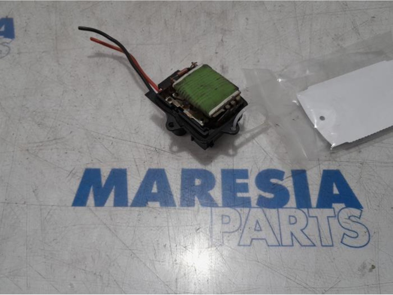 Renault - Trafic - Heater resistor