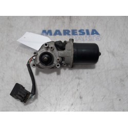 Renault - Trafic - Front wiper motor