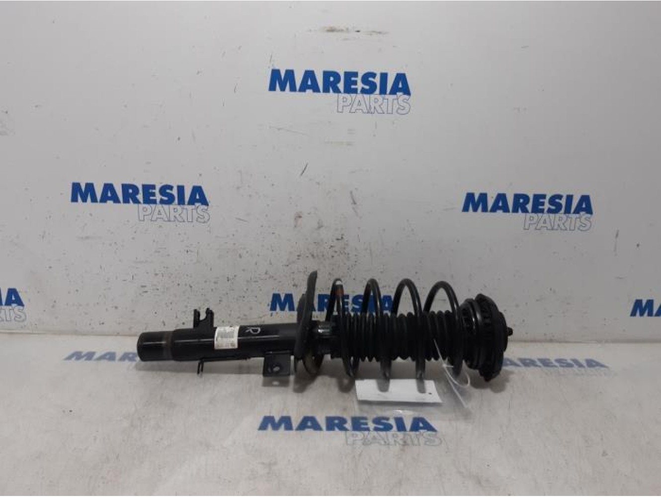 Peugeot - 208 - Front shock absorber rod, right