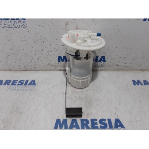 Peugeot - 208 - Electric fuel pump