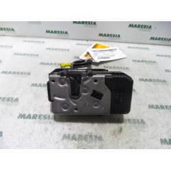 Renault - Trafic - Door lock mechanism 2-door, right