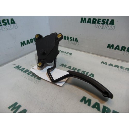 Renault - Clio - Gaspedaalpositie Sensor