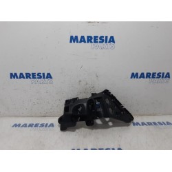 Renault - Clio - Rear bumper frame