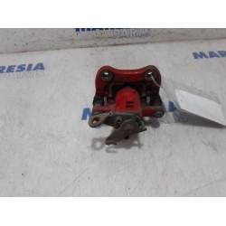 Renault - Clio - Rear brake calliper, left