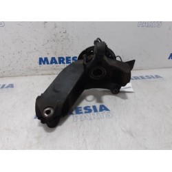 Renault - Clio - Knuckle, front right