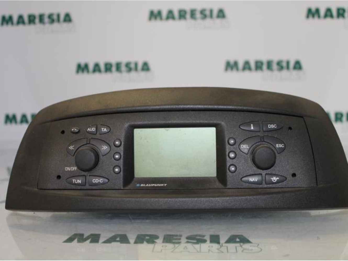 Miscellaneous - Miscellaneous - Radio/CD player (miscellaneous)