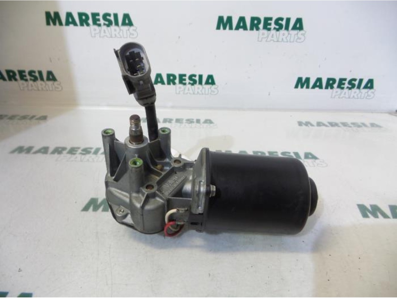 Renault - Clio - Front wiper motor