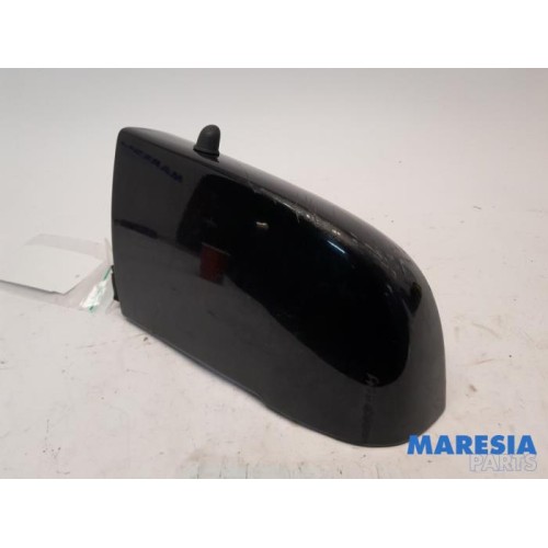 Renault - Trafic - Taillight, right