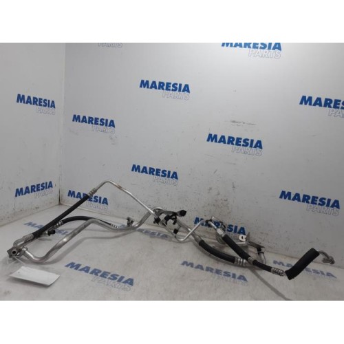 Renault - Trafic - Air conditioning line