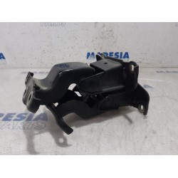 Renault - Trafic - Rear door hinge, right