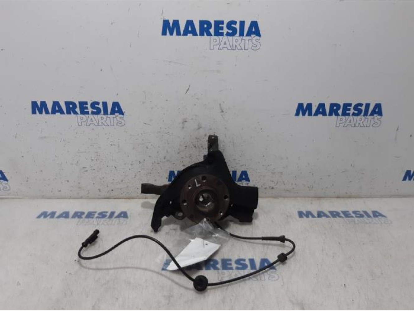 Lancia - Delta - Achsschenkel links vorne
