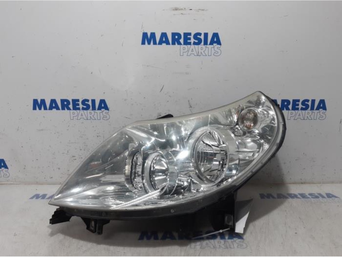 Citroen - Jumper - Koplamp links