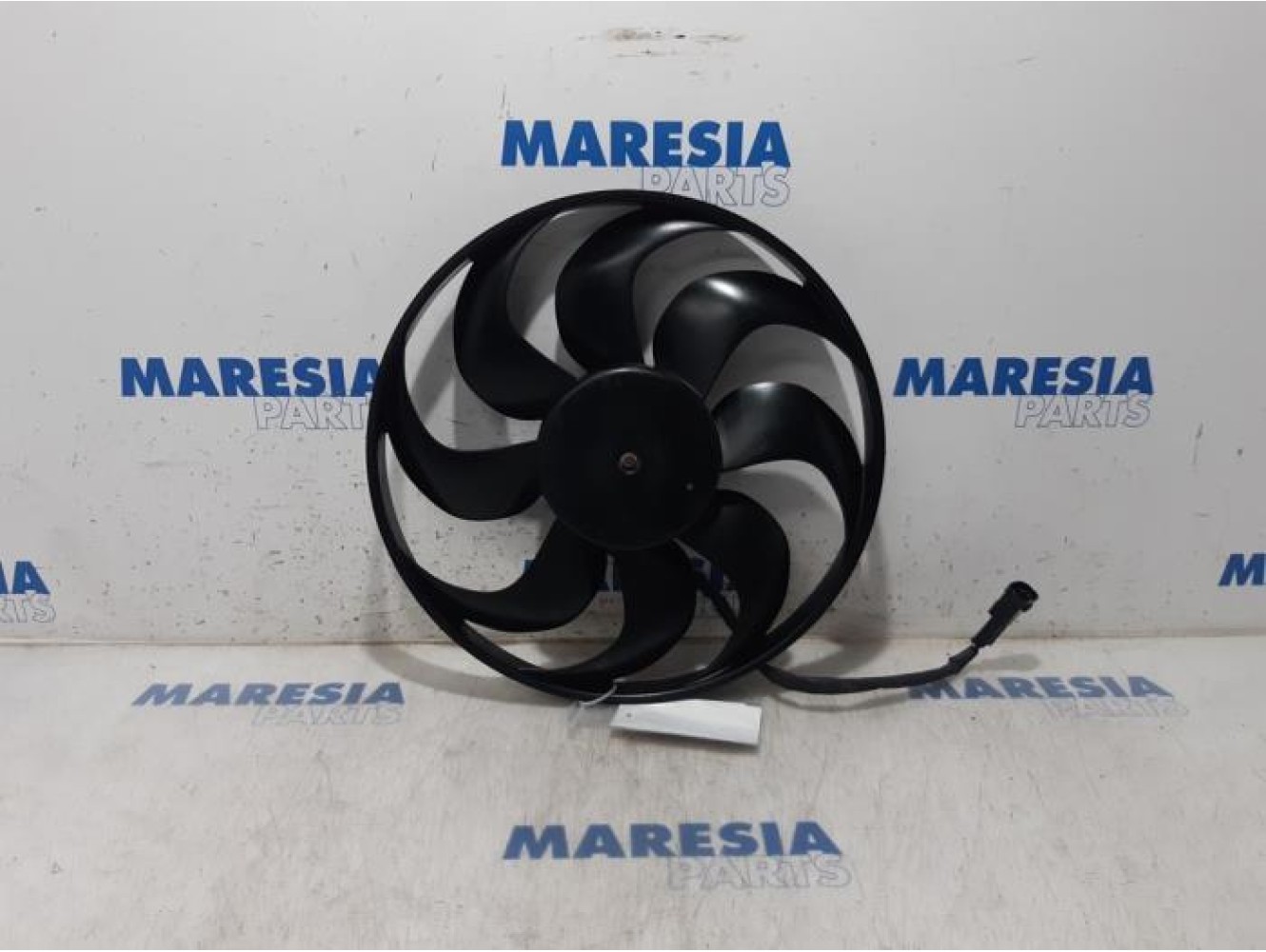 Citroen - C4 Grand Picasso - Fan motor