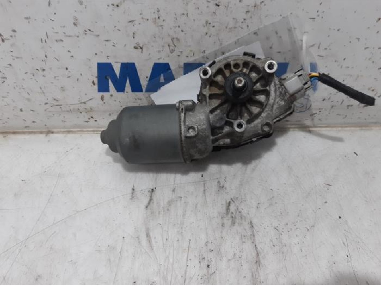 Peugeot - 4007 - Front wiper motor