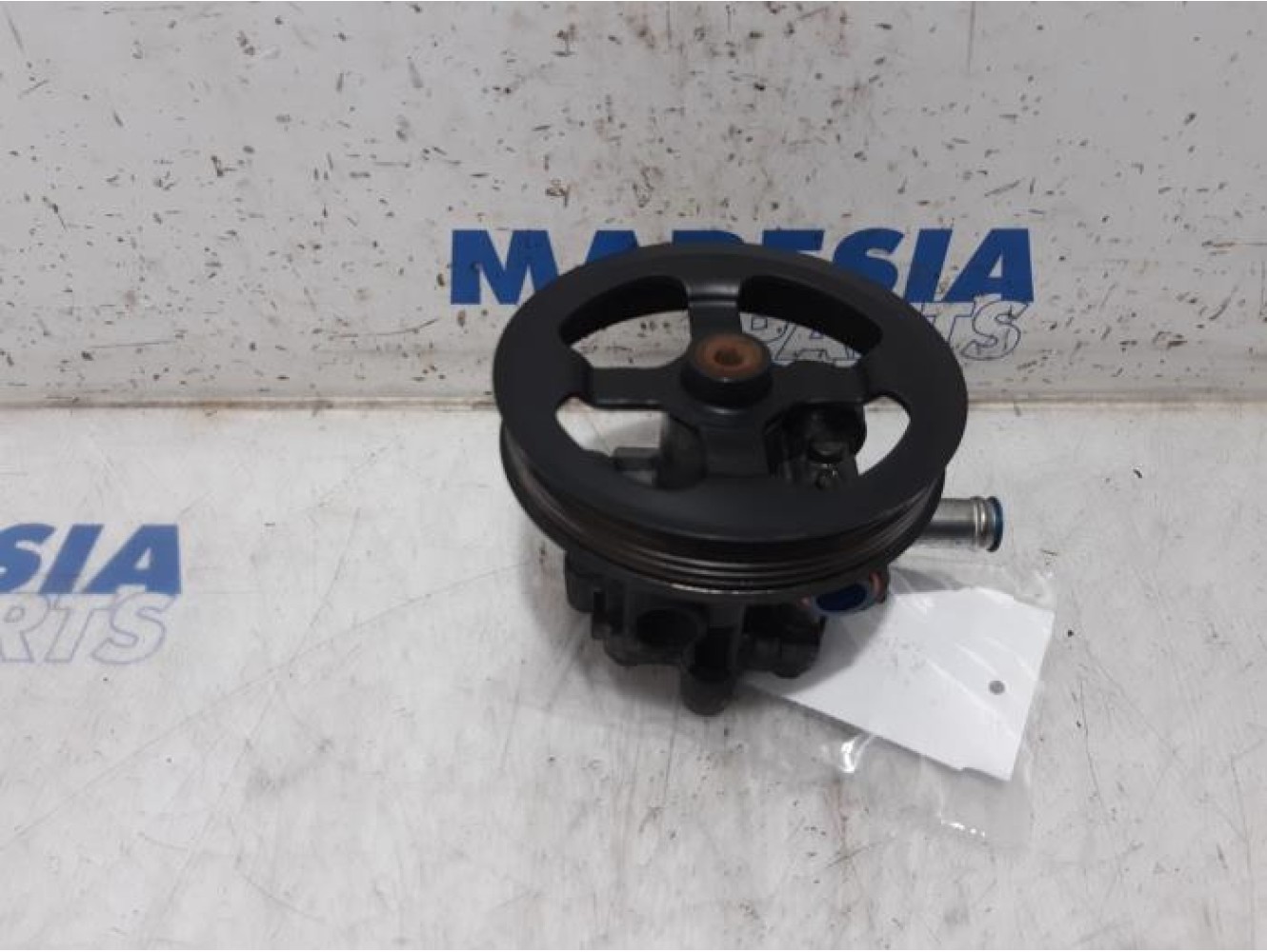 Peugeot - 4007 - Power steering pump