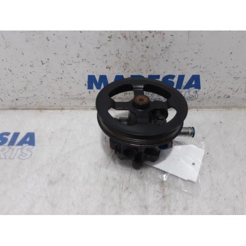 Peugeot - 4007 - Power steering pump