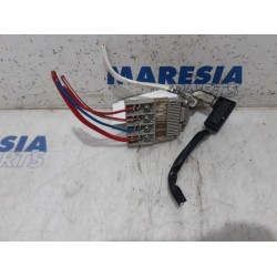 Peugeot - 4007 - Fuse box